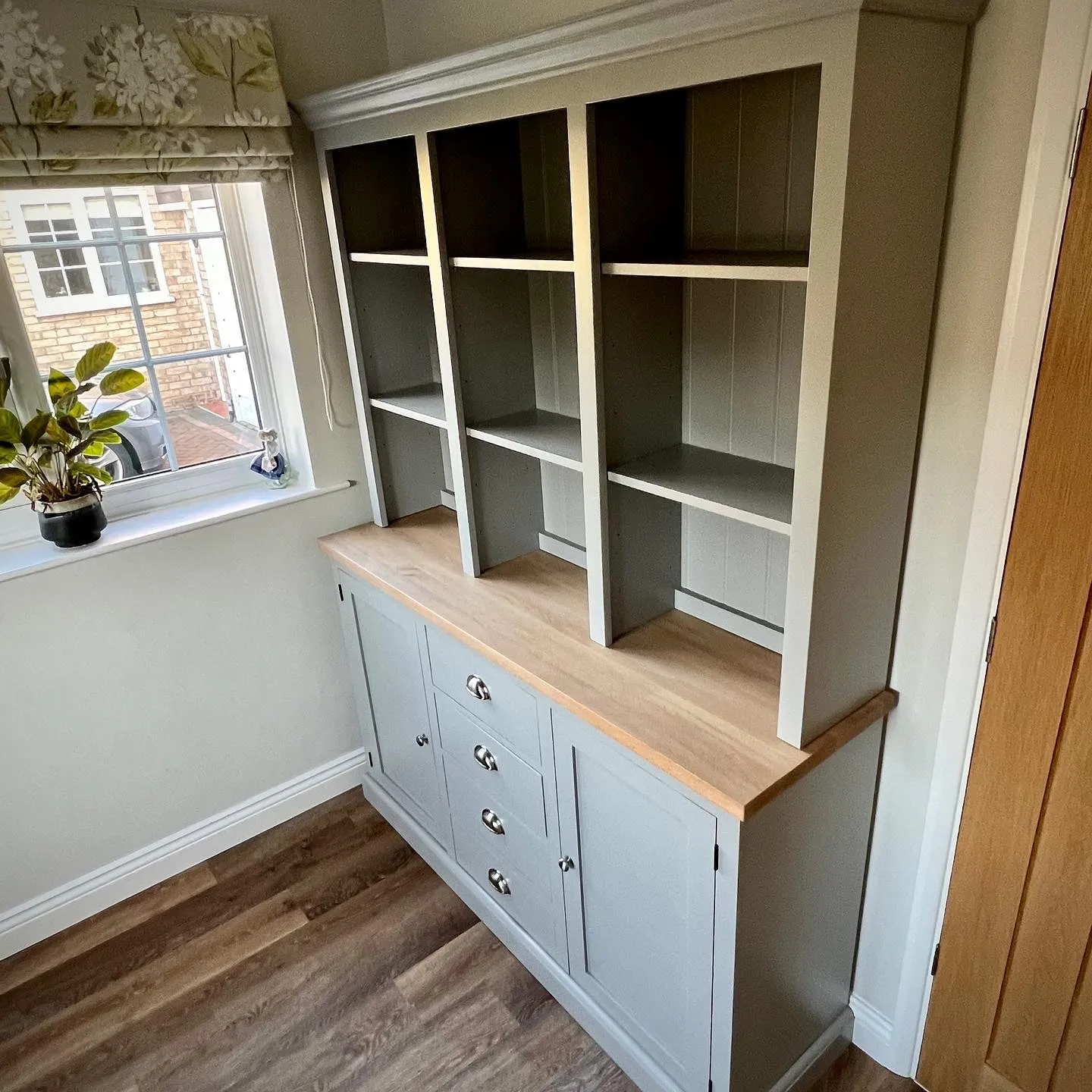 Bedford Dresser