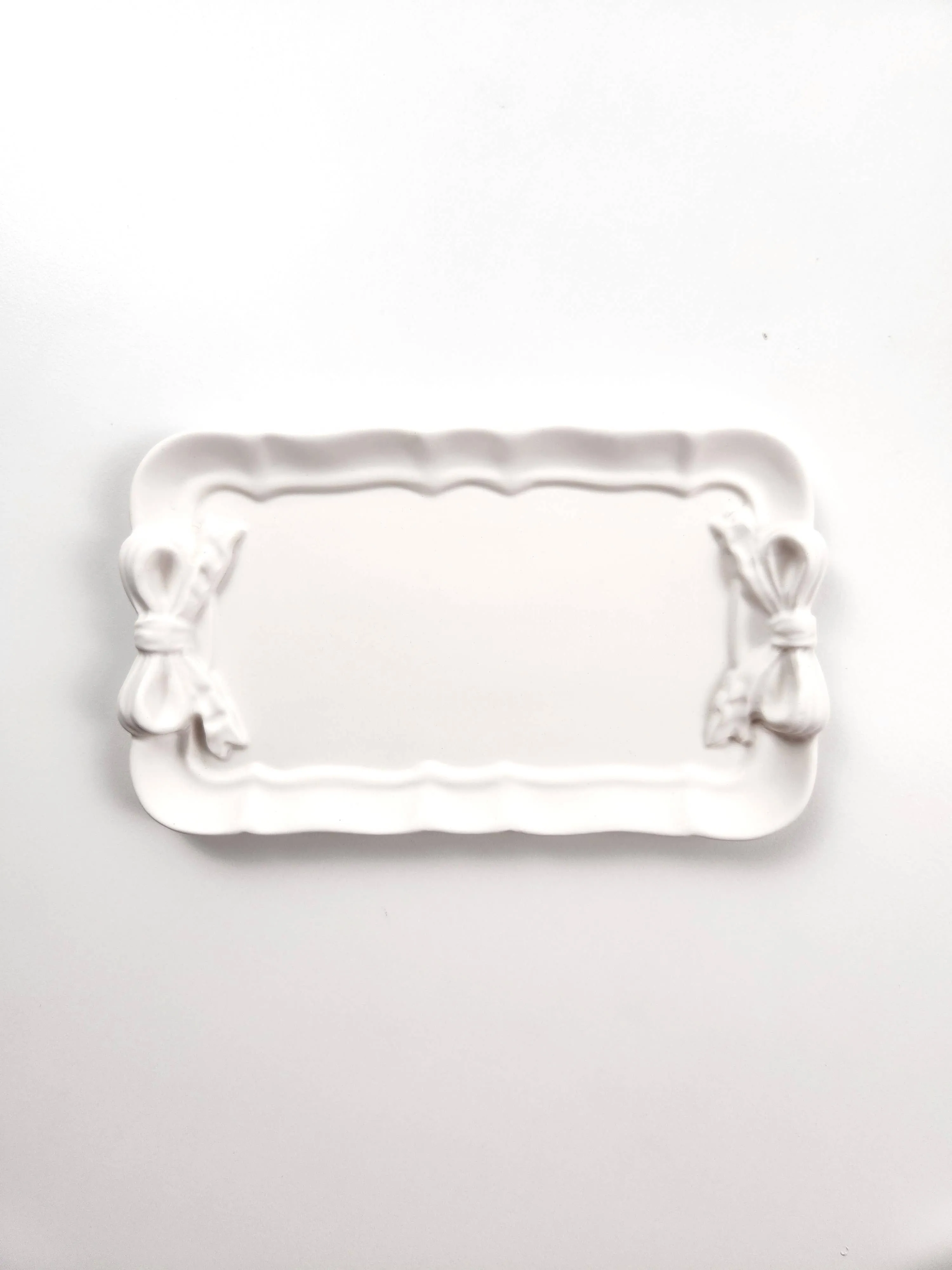 Bow Lace Tray