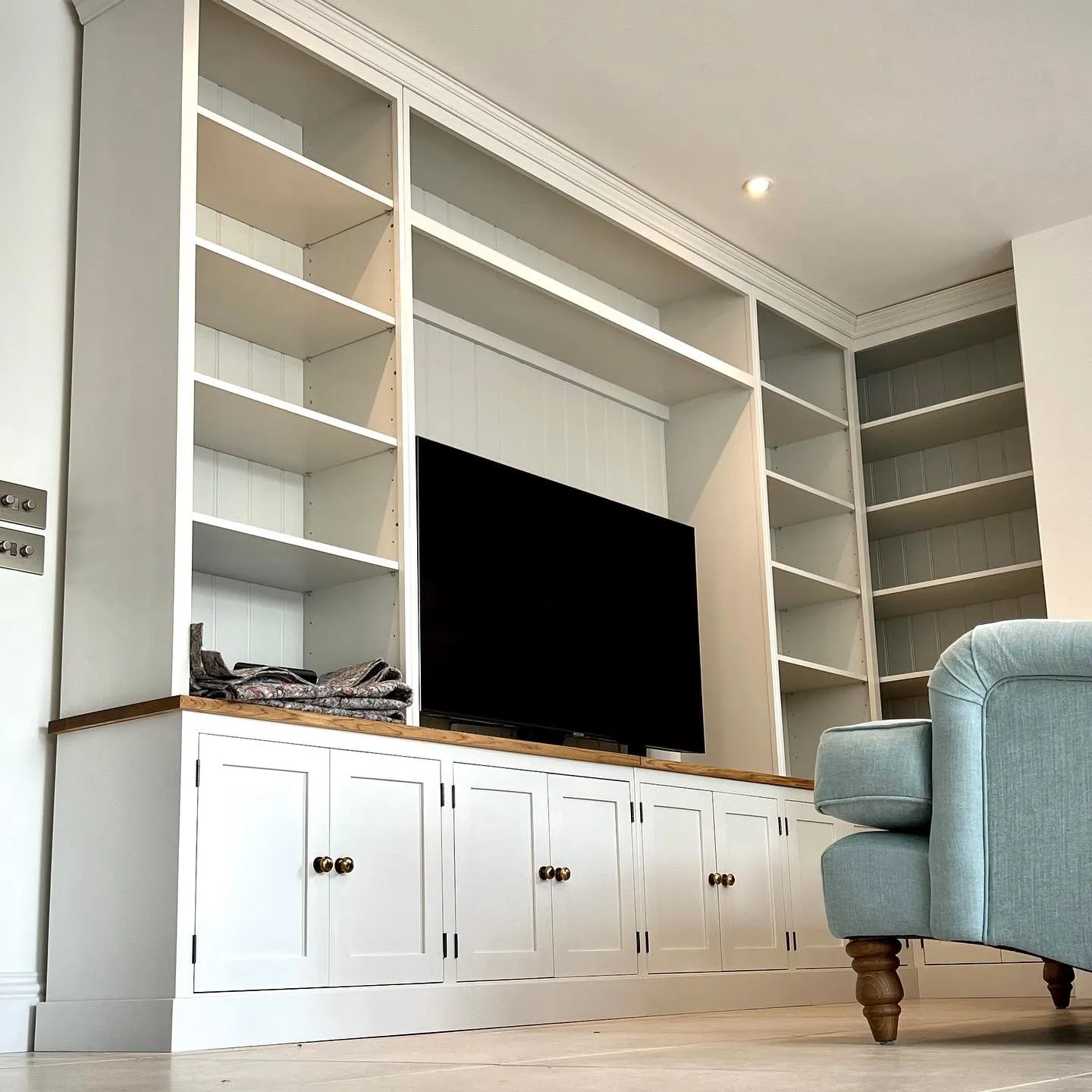 Corner TV & Media Storage Unit
