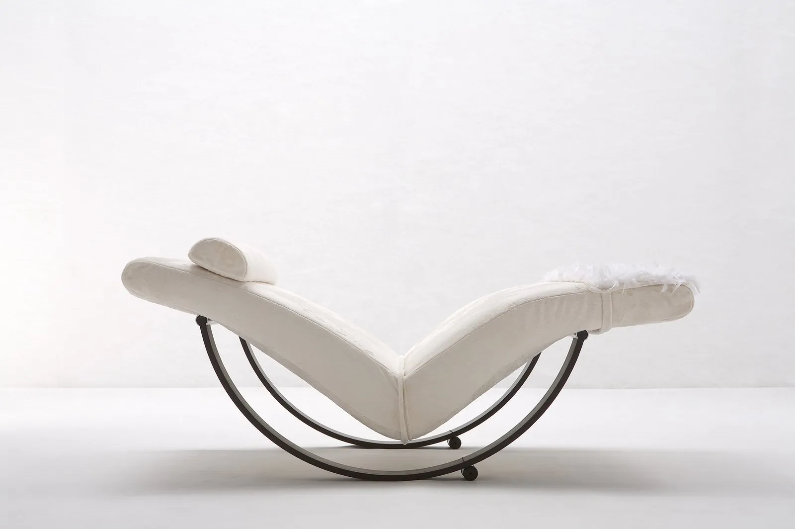 Gabbiano Rocking Chaise by Giovannetti