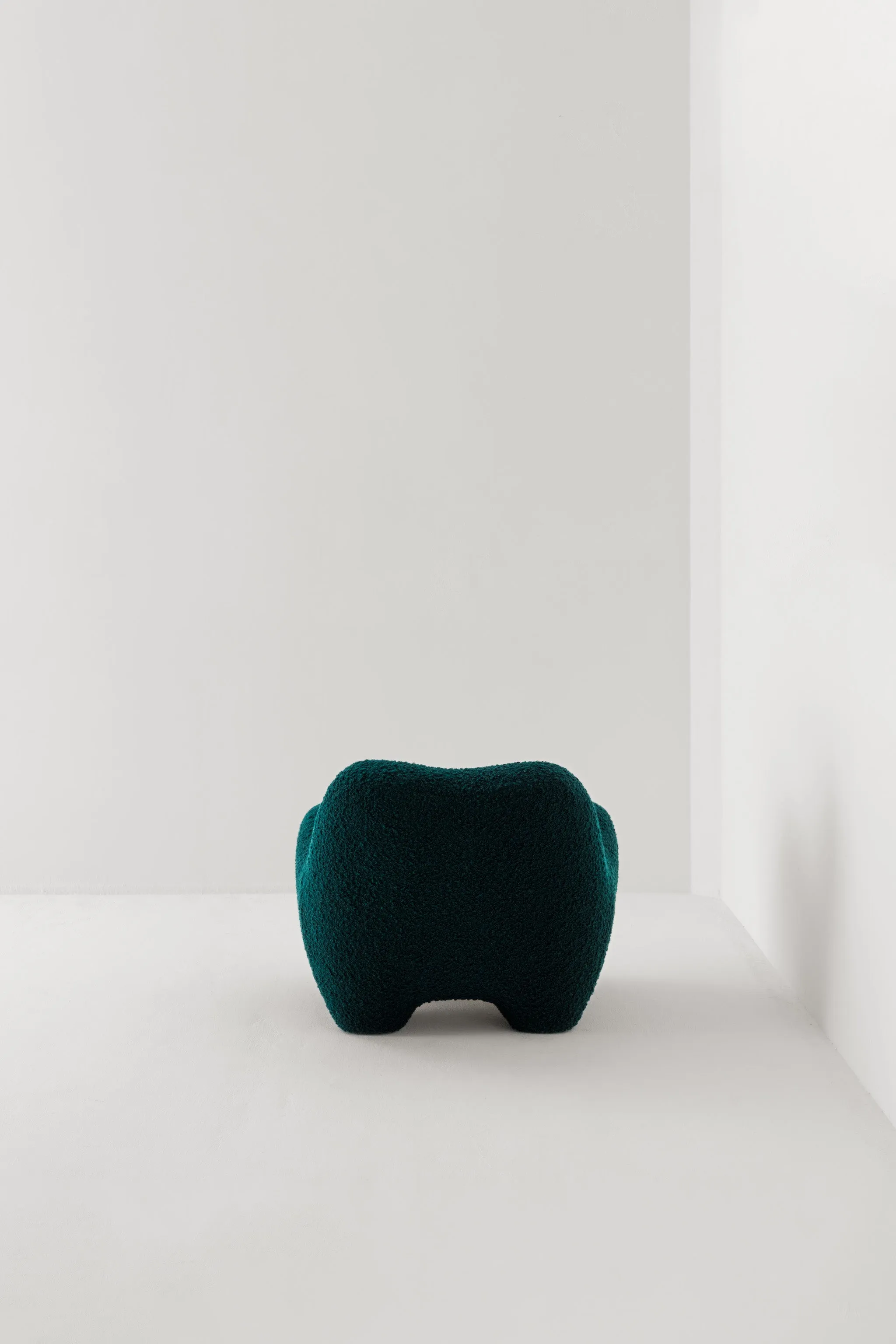 GUMMY ARMCHAIR / OPIO PRUSSIANA